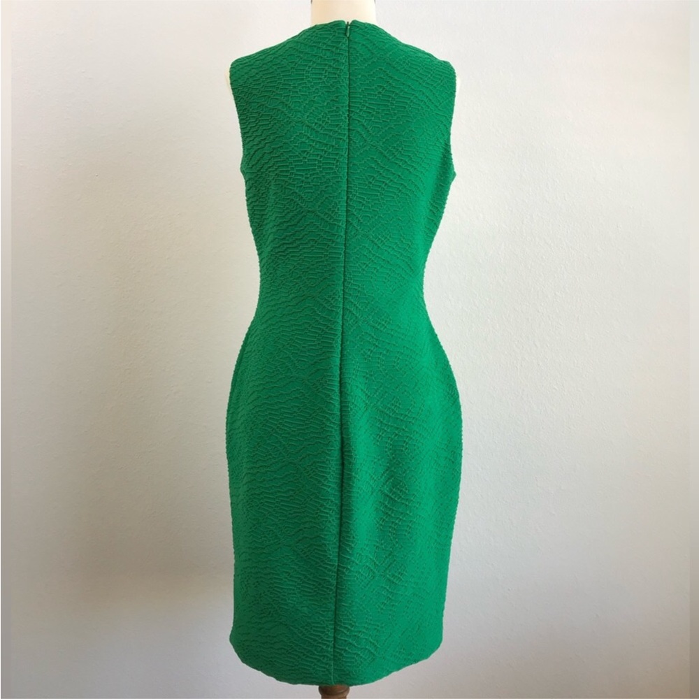 Calvin Klein Green Textured Sleeveless Lined Sheath Dress - Picture 4 of 9